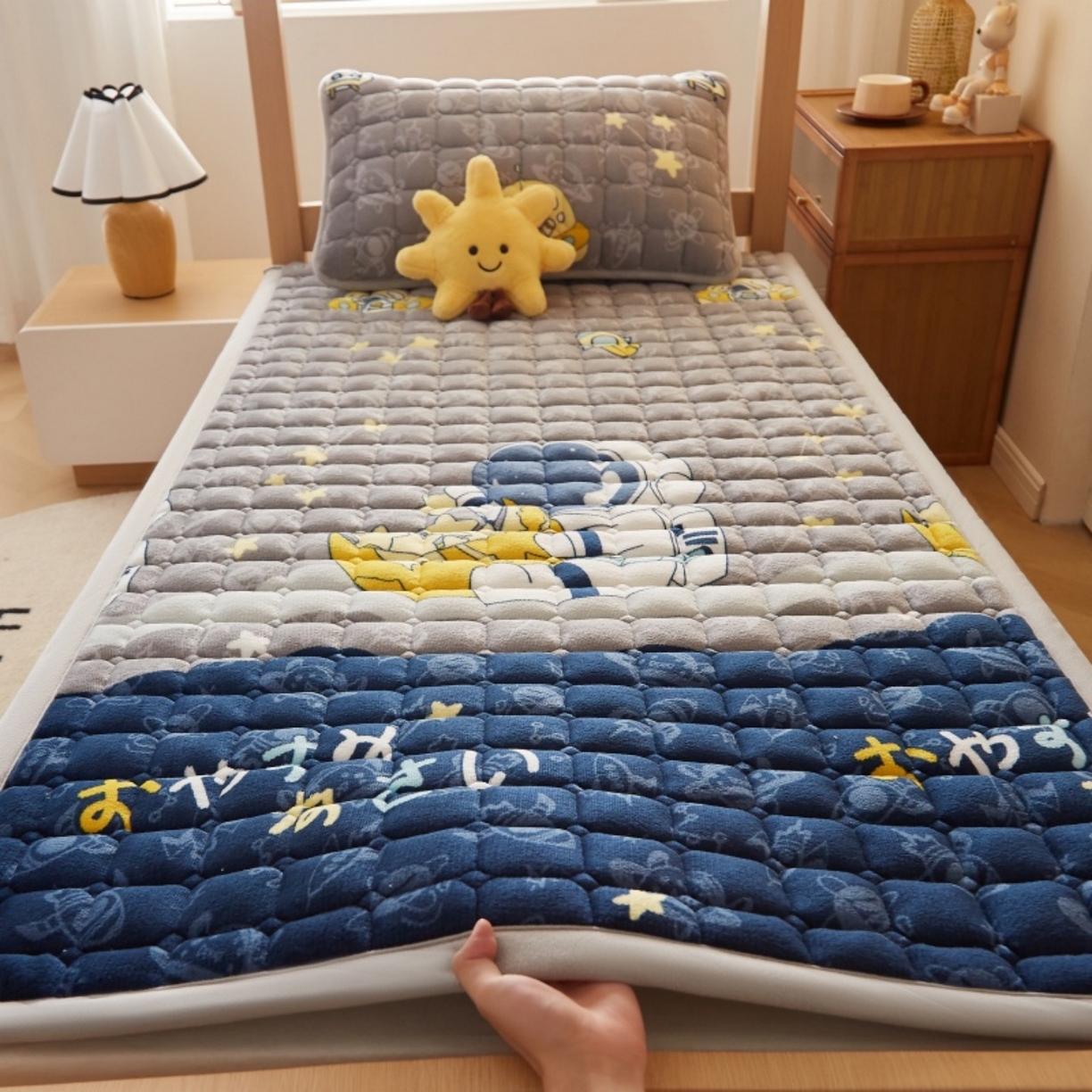 奇丝雅 2025新款A类牛奶绒床褥床垫家用学生宿舍上下铺寝室软垫床护垫夹棉褥子-学生床垫 宇航员