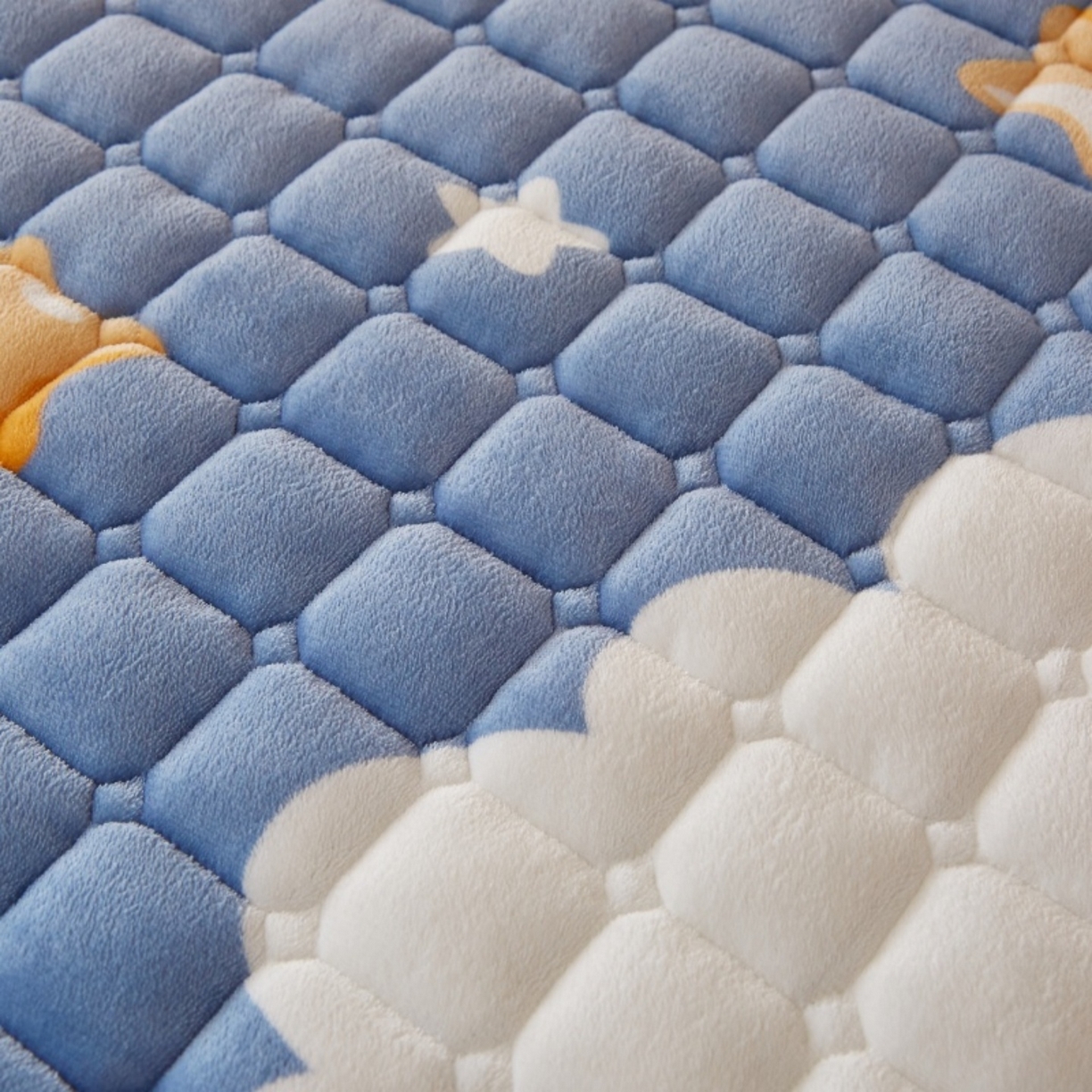 91家纺网 家纺一手货源 找家纺 奇丝雅 2025新款A类牛奶绒床褥床垫家用学生宿舍上下铺寝室软垫床护垫夹棉褥子-学生床垫 筑梦星空