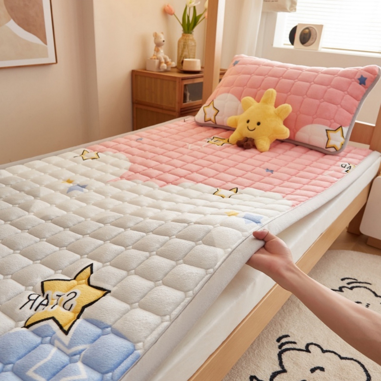 91家纺网 家纺一手货源 找家纺 奇丝雅 2025新款A类牛奶绒床褥床垫家用学生宿舍上下铺寝室软垫床护垫夹棉褥子-学生床垫 水纹星