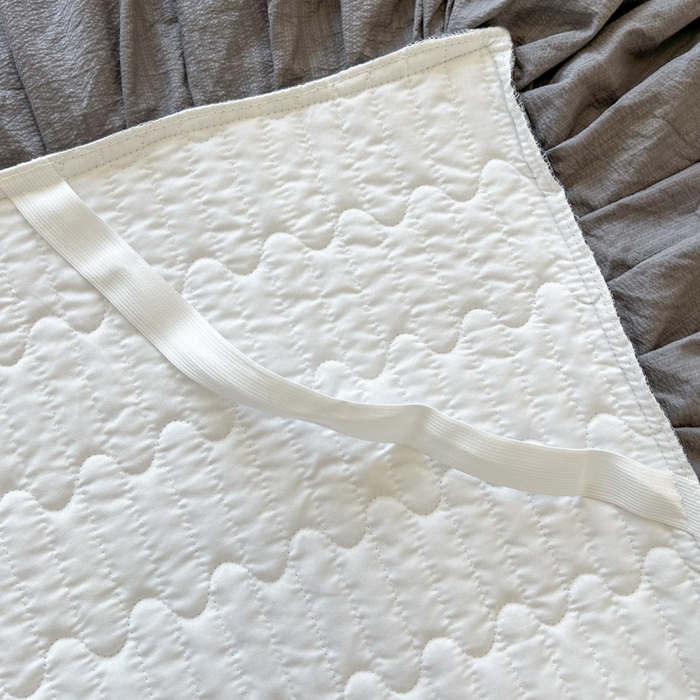 91家纺网 家纺一手货源 找家纺 恋尚 2025春夏新款香云纱床裙单床裙床裙单件-赫本妮娅 赫本妮娅-深灰