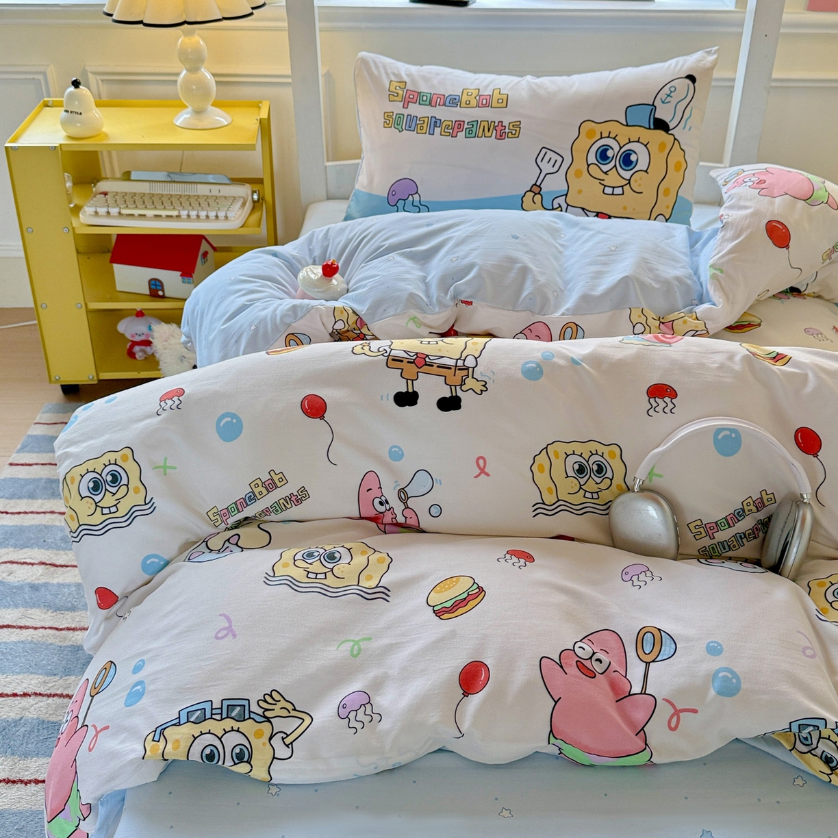 91家纺网 家纺一手货源 找家纺 海岛哥哥 2025新款软柔棉105g大版双面印花宿舍学生三件套上下铺三件套 海绵小宝