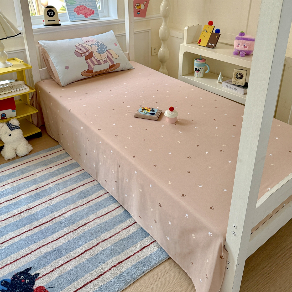 91家纺网 家纺一手货源 找家纺 海岛哥哥 2025新款软柔棉105g大版双面印花宿舍学生三件套上下铺三件套 可可小兔