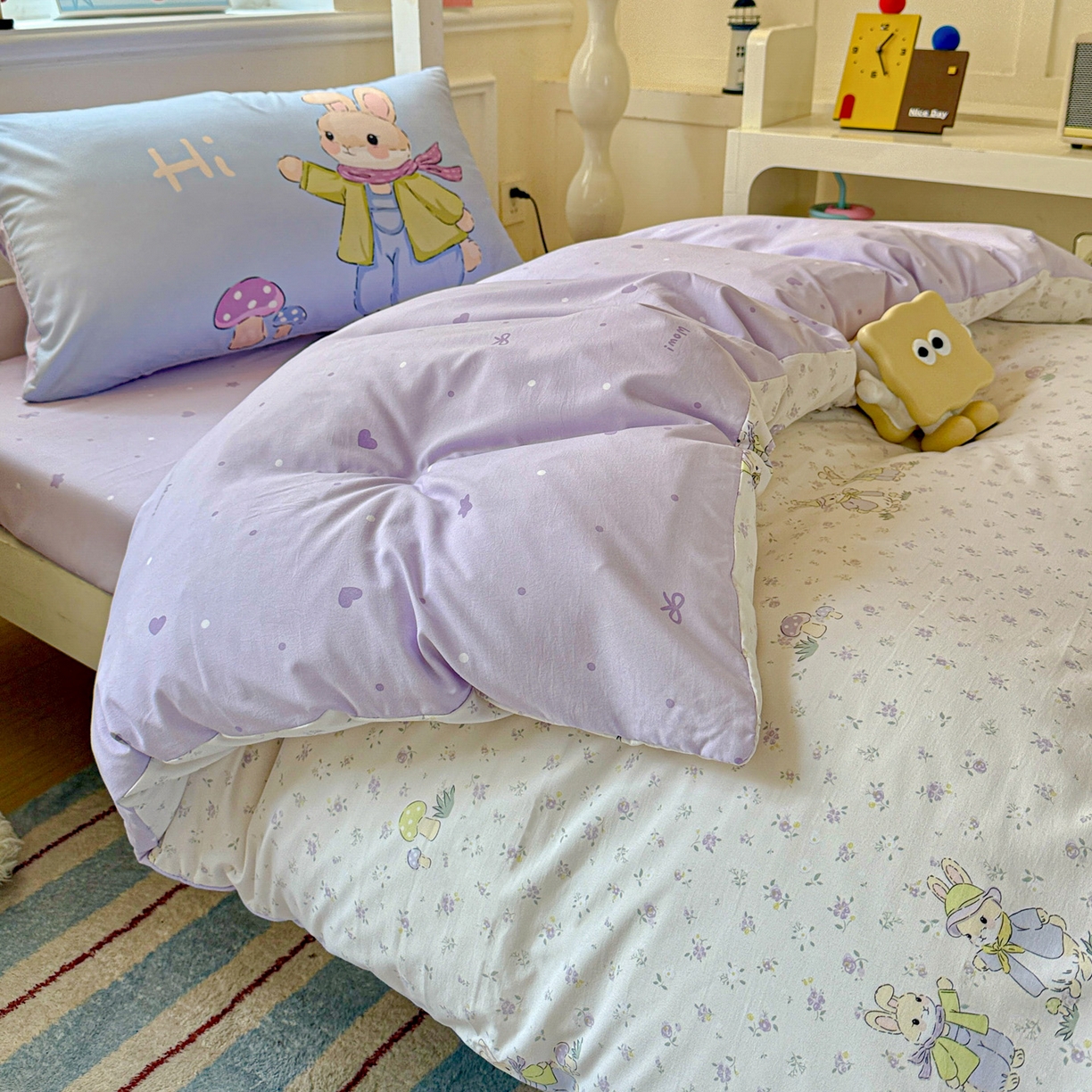 91家纺网 家纺一手货源 找家纺 海岛哥哥 2025新款软柔棉105g大版双面印花宿舍学生三件套上下铺三件套 萌兔花园米