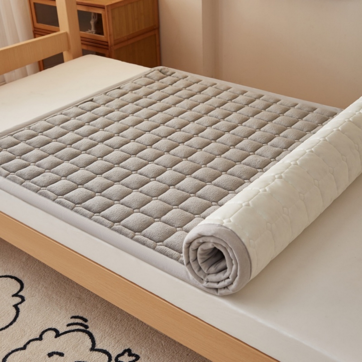 91家纺网 家纺一手货源 找家纺 奇丝雅 2025新款A类牛奶绒床褥床垫家用学生宿舍上下铺寝室软垫床护垫夹棉褥子-学生床垫 高级灰