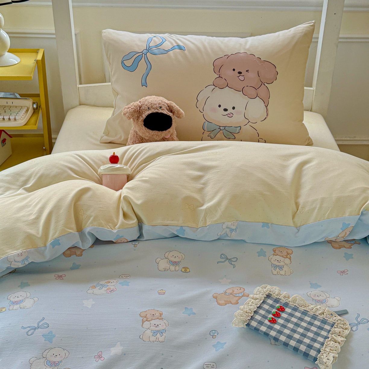 91家纺网 家纺一手货源 找家纺 海岛哥哥 2025新款软柔棉105g大版双面印花宿舍学生三件套上下铺三件套 奶芙小狗