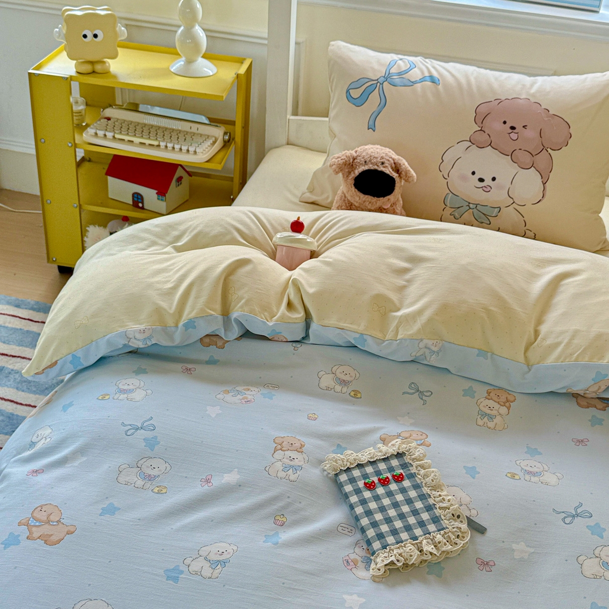 91家纺网 家纺一手货源 找家纺 海岛哥哥 2025新款软柔棉105g大版双面印花宿舍学生三件套上下铺三件套 奶芙小狗