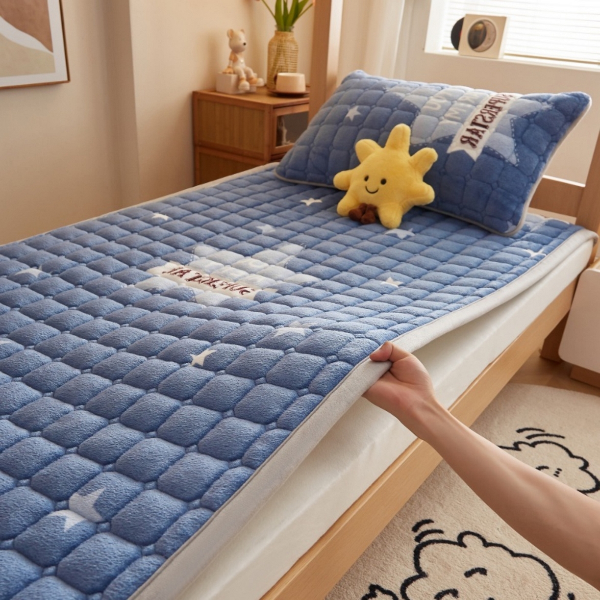 91家纺网 家纺一手货源 找家纺 奇丝雅 2025新款A类牛奶绒床褥床垫家用学生宿舍上下铺寝室软垫床护垫夹棉褥子-学生床垫 幸运星