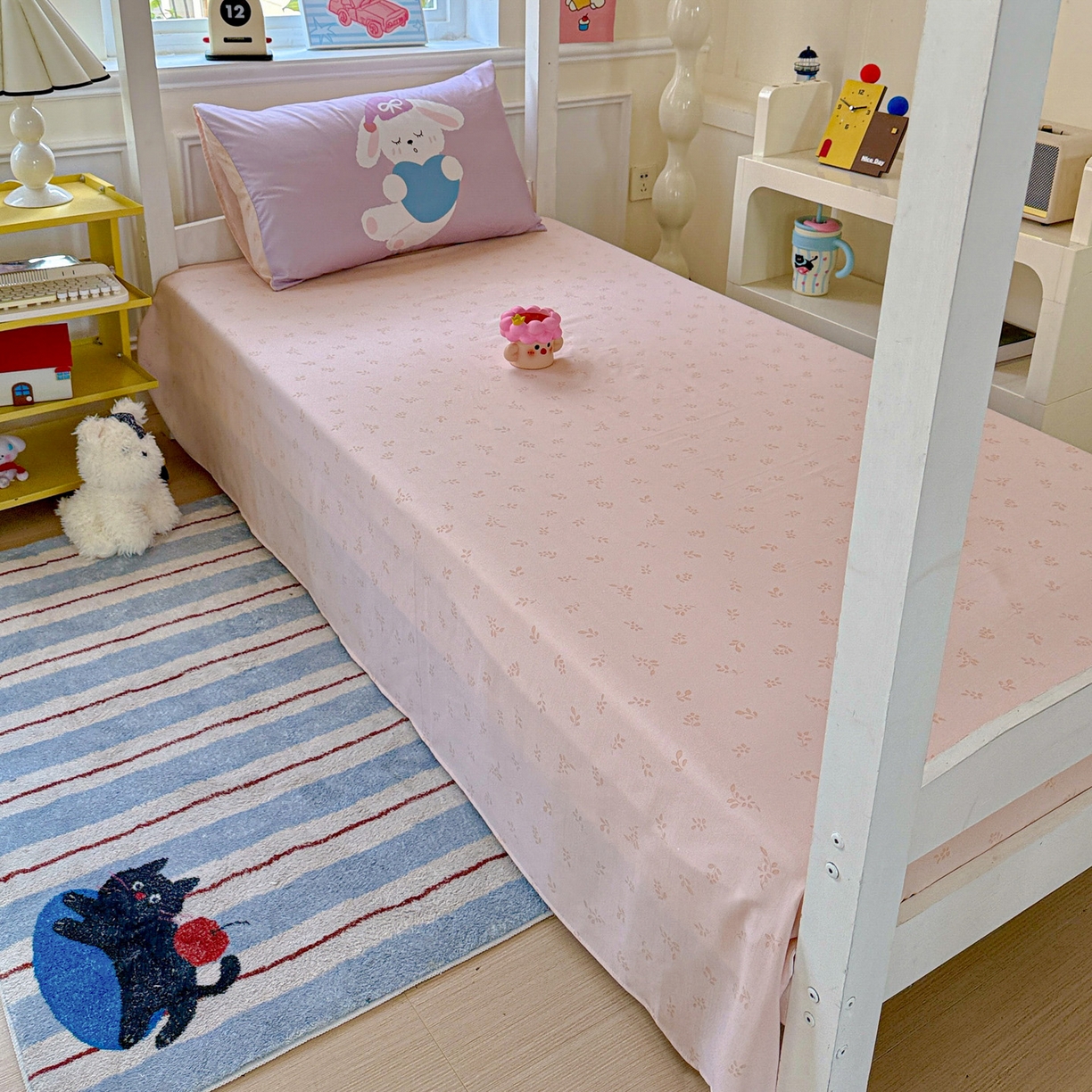 91家纺网 家纺一手货源 找家纺 海岛哥哥 2025新款软柔棉105g大版双面印花宿舍学生三件套上下铺三件套 兔软软