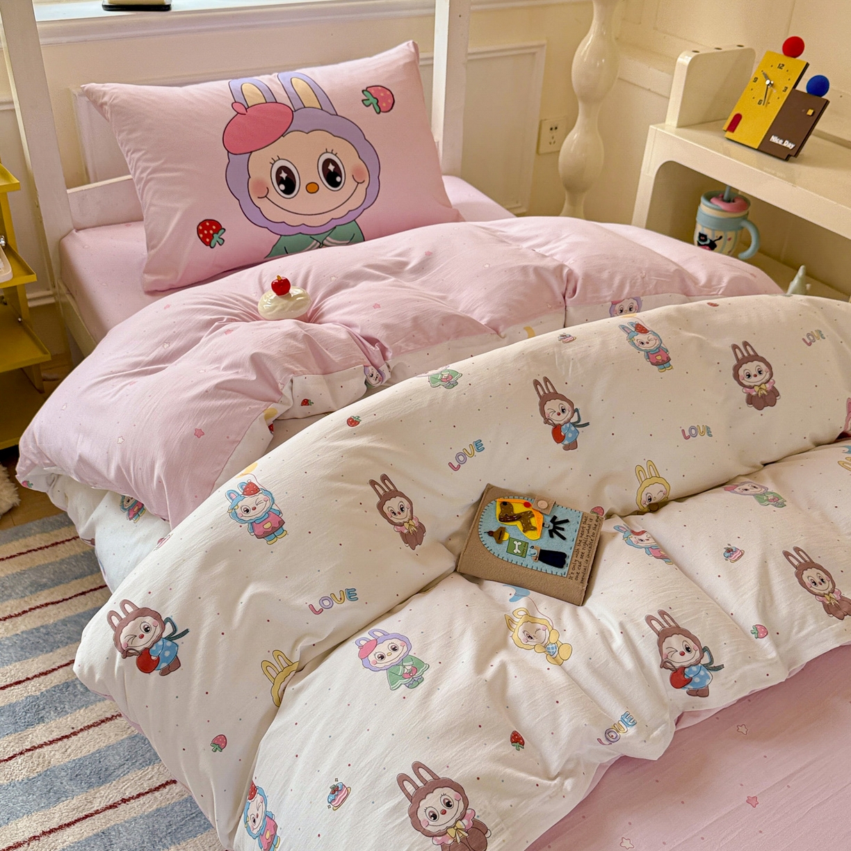 91家纺网 家纺一手货源 找家纺 海岛哥哥 2025新款软柔棉105g大版双面印花宿舍学生三件套上下铺三件套 娃娃家族