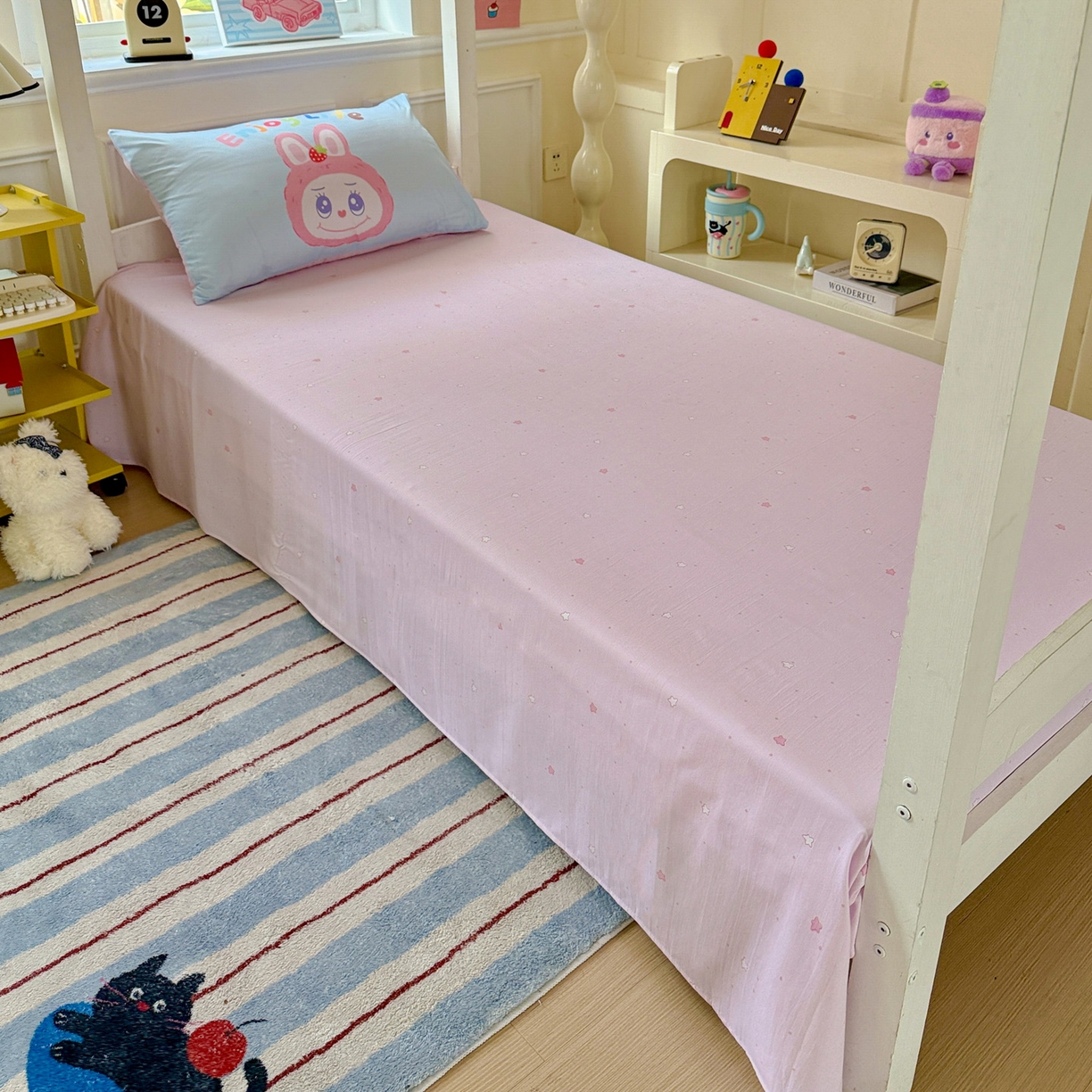 91家纺网 家纺一手货源 找家纺 海岛哥哥 2025新款软柔棉105g大版双面印花宿舍学生三件套上下铺三件套 玩偶合集