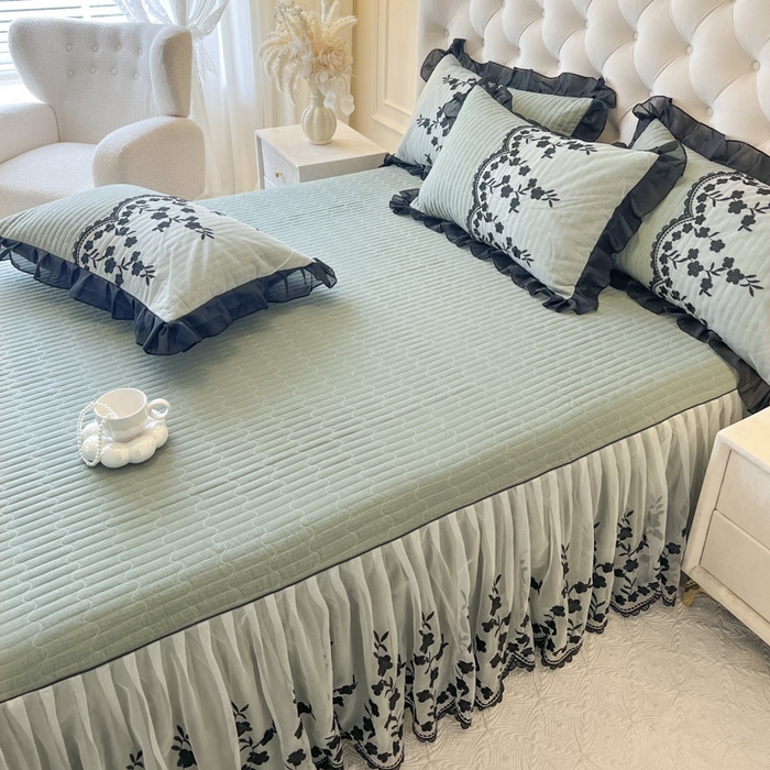 91家纺网 家纺一手货源 找家纺 恋尚 2025新款香云纱床裙四件套-赫本妮娅 赫本妮娅-橄榄绿