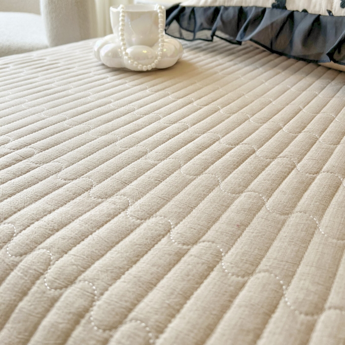 91家纺网 家纺一手货源 找家纺 恋尚 2025新款香云纱床裙四件套-赫本妮娅 赫本妮娅-米驼