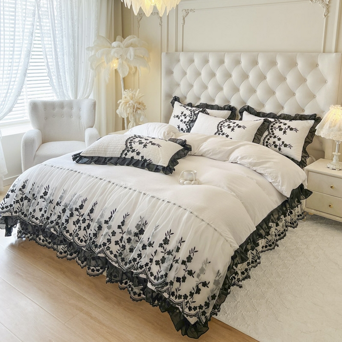 91家纺网 家纺一手货源 找家纺 恋尚 2025新款香云纱床裙四件套-赫本妮娅 赫本妮娅-奶白