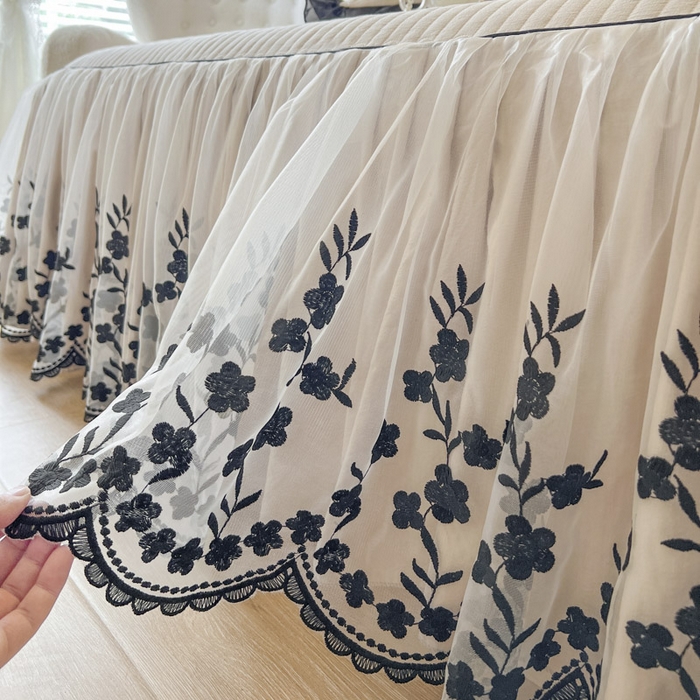 91家纺网 家纺一手货源 找家纺 恋尚 2025新款香云纱床裙四件套-赫本妮娅 赫本妮娅-奶咖