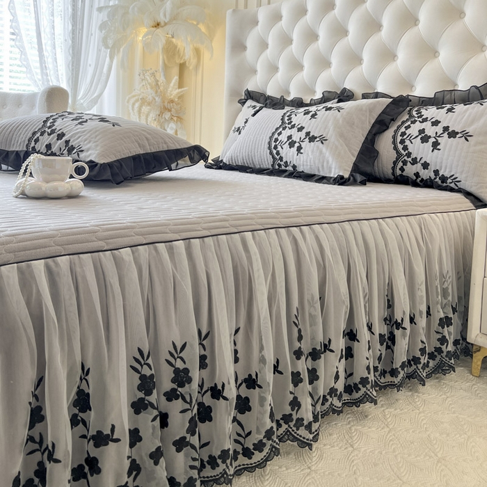 91家纺网 家纺一手货源 找家纺 恋尚 2025新款香云纱床裙四件套-赫本妮娅 赫本妮娅-浅灰