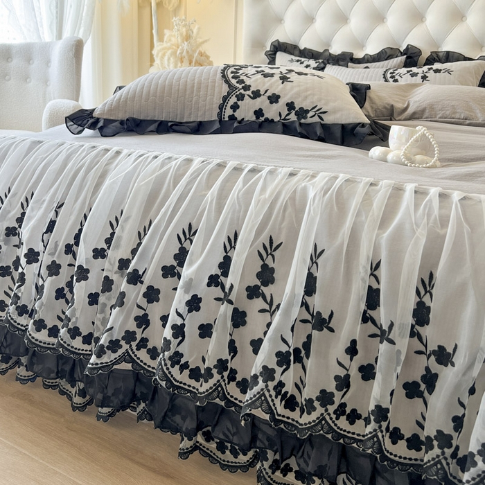 91家纺网 家纺一手货源 找家纺 恋尚 2025新款香云纱床裙四件套-赫本妮娅 赫本妮娅-浅灰