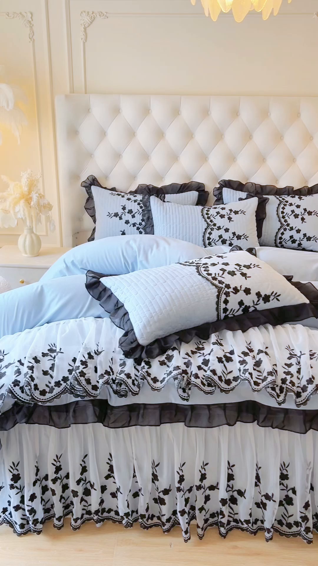 91家纺网 家纺一手货源 找家纺 恋尚 2025新款香云纱床裙四件套-赫本妮娅 赫本妮娅-天空蓝