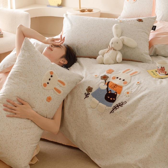 卡姿家纺 2025秋冬治愈系卡通萌趣系列第一季 小兔妞妞