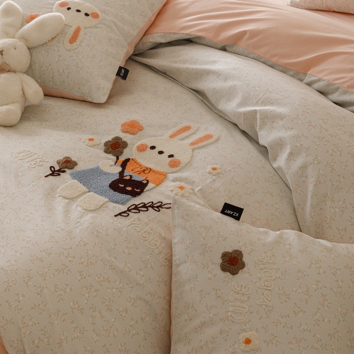 91家纺网 家纺一手货源 找家纺 卡姿家纺 2025秋冬治愈系卡通萌趣系列第一季 小兔妞妞