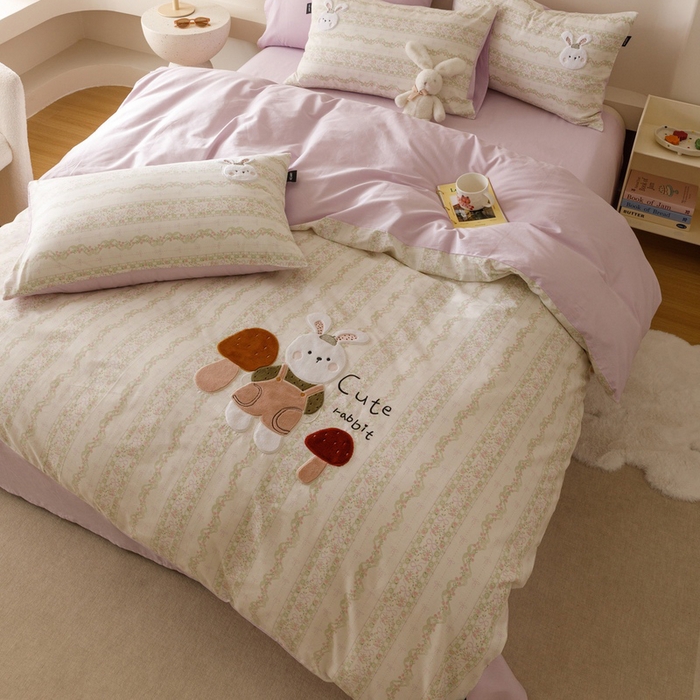 91家纺网 家纺一手货源 找家纺 卡姿家纺 2025秋冬治愈系卡通萌趣系列第一季 蘑菇小兔