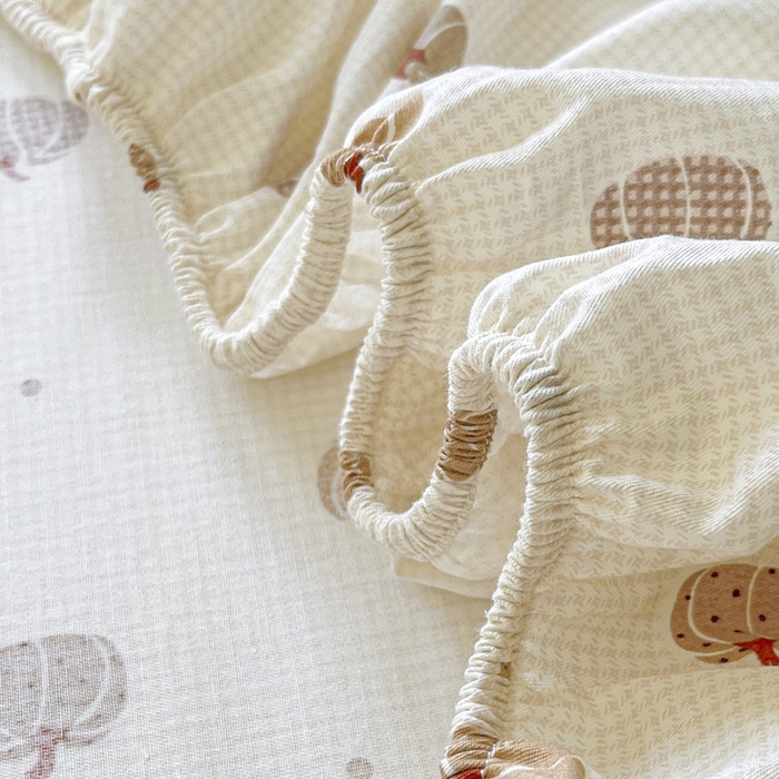 91家纺网 家纺一手货源 找家纺 卡姿家纺 2025秋冬ins小清新印花 — 床笠三件套 小狗南瓜