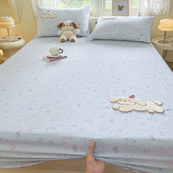 91家纺网 家纺一手货源 找家纺 卡姿家纺 2025秋冬ins小清新印花 — 床笠三件套 小狗萌萌