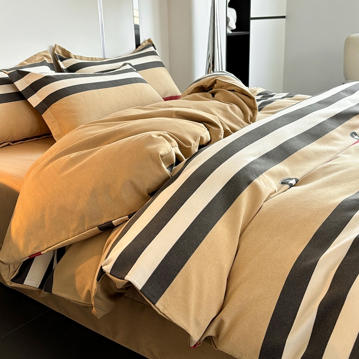 91家纺网 家纺一手货源 找家纺 慕木家纺 2025新款A类高端无印风卡通高克重170克阳光暖绒四件套系列 极简格调-黄