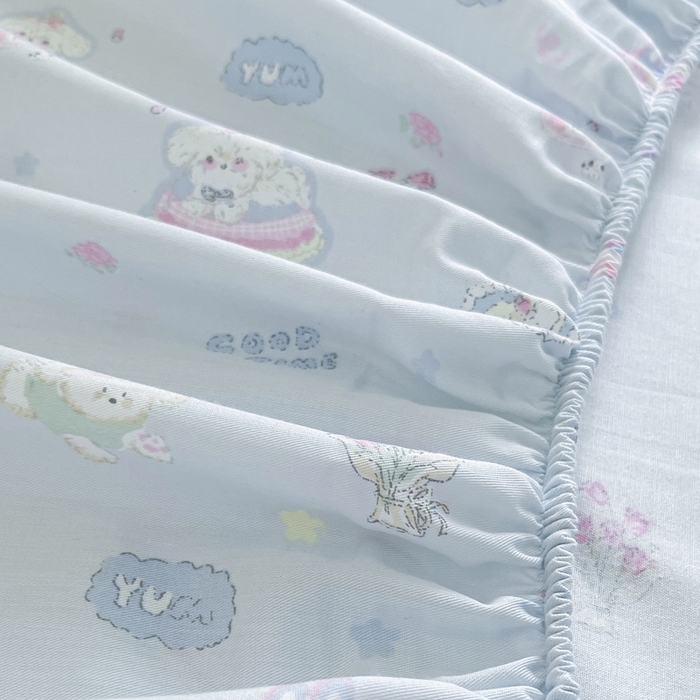 91家纺网 家纺一手货源 找家纺 卡姿家纺 2025秋冬ins小清新印花 — 床笠三件套 小狗萌萌