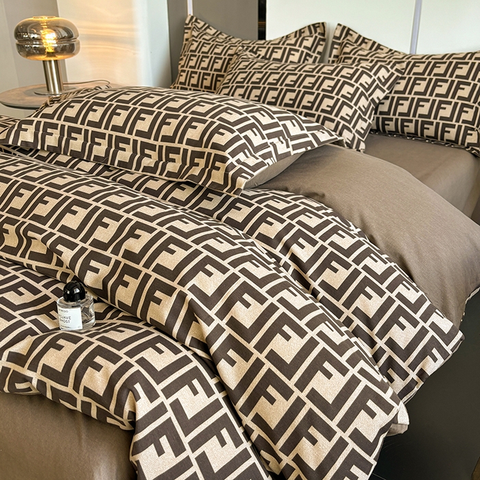 91家纺网 家纺一手货源 找家纺 慕木家纺 2025新款A类高端无印风卡通高克重170克阳光暖绒四件套系列 芬迪格