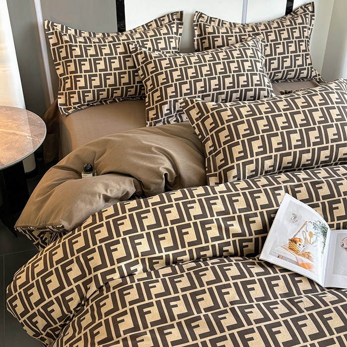 91家纺网 家纺一手货源 找家纺 慕木家纺 2025新款A类高端无印风卡通高克重170克阳光暖绒四件套系列 芬迪格