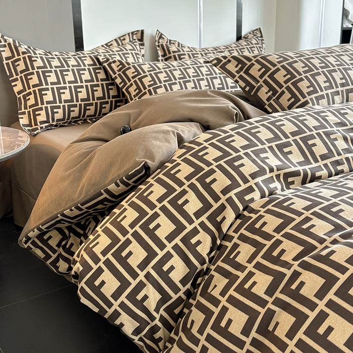 91家纺网 家纺一手货源 找家纺 慕木家纺 2025新款A类高端无印风卡通高克重170克阳光暖绒四件套系列 芬迪格