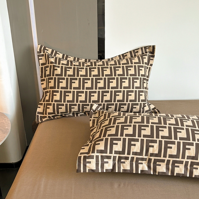 91家纺网 家纺一手货源 找家纺 慕木家纺 2025新款A类高端无印风卡通高克重170克阳光暖绒四件套系列 芬迪格