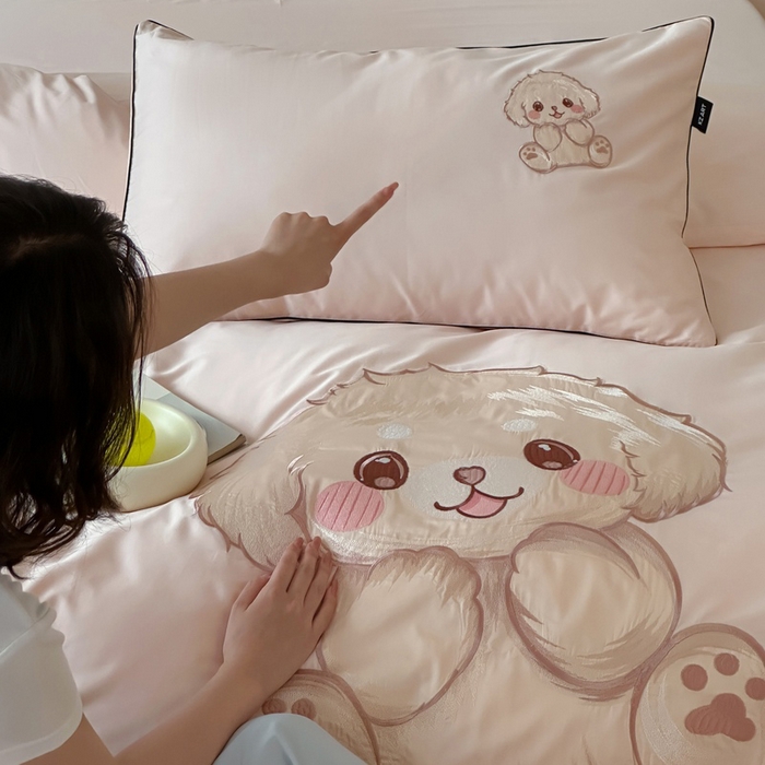 91家纺网 家纺一手货源 找家纺 （总）卡姿家纺 2025秋冬60支长绒棉贴布绣四件套-萌趣多