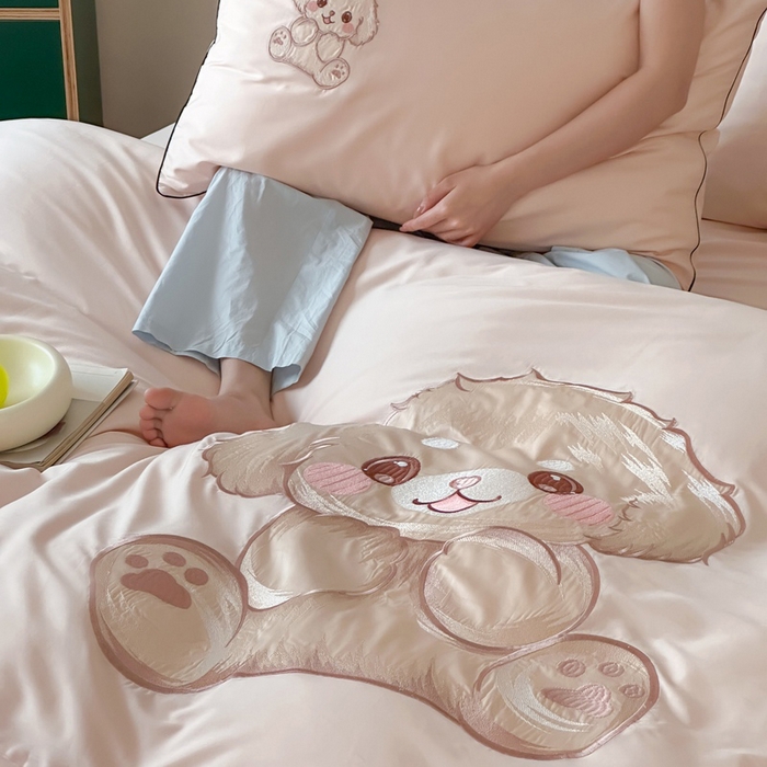 91家纺网 家纺一手货源 找家纺 （总）卡姿家纺 2025秋冬60支长绒棉贴布绣四件套-萌趣多