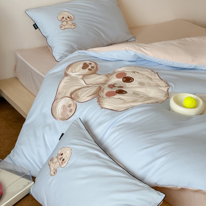 91家纺网 家纺一手货源 找家纺 卡姿家纺 2025秋冬60支长绒棉贴布绣四件套-萌趣多 萌趣多-蓝