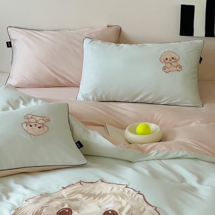 91家纺网 家纺一手货源 找家纺 卡姿家纺 2025秋冬60支长绒棉贴布绣四件套-萌趣多 萌趣多-绿