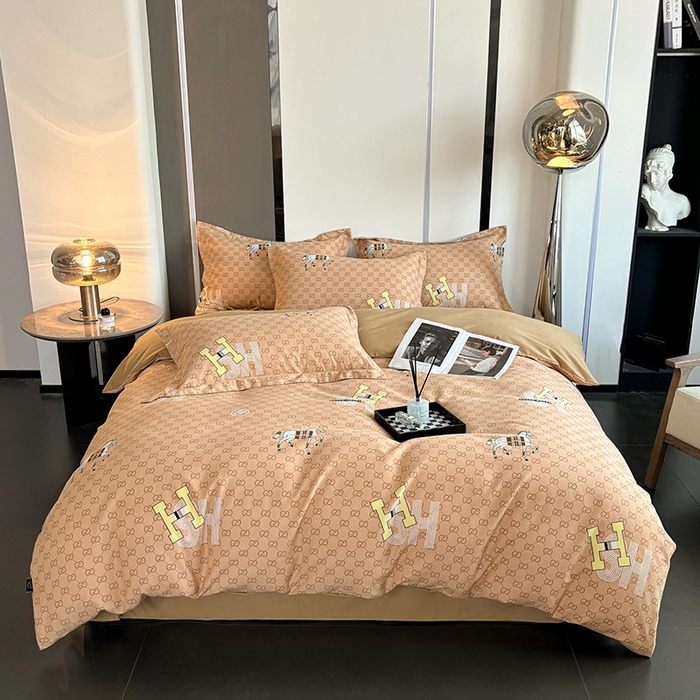 91家纺网 家纺一手货源 找家纺 慕木家纺 2025新款A类高端无印风卡通高克重170克阳光暖绒单被套单品被套单件被套系列 爱马仕-咖