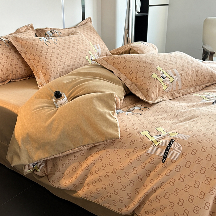 91家纺网 家纺一手货源 找家纺 慕木家纺 2025新款A类高端无印风卡通高克重170克阳光暖绒单被套单品被套单件被套系列 爱马仕-咖