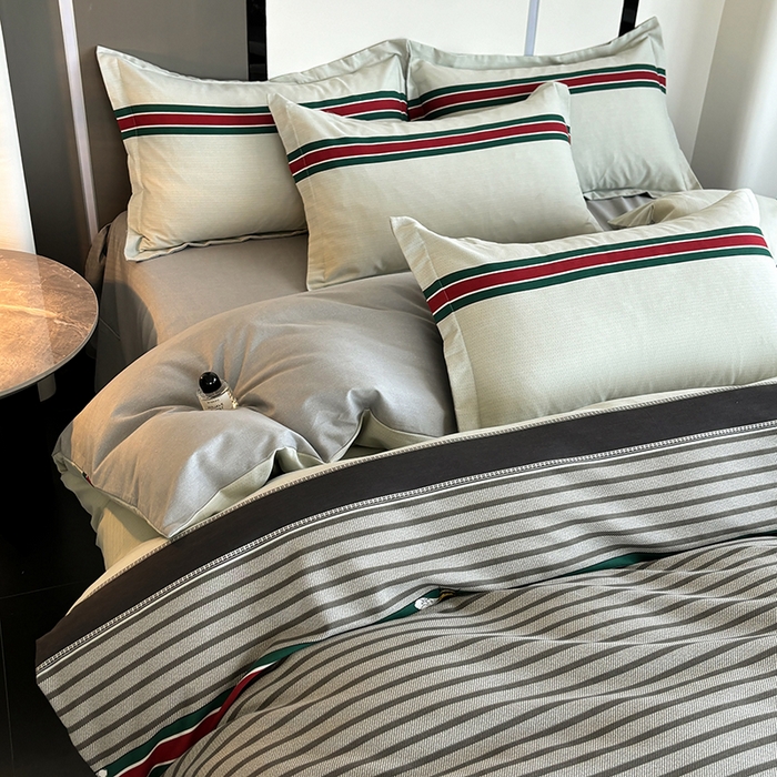 91家纺网 家纺一手货源 找家纺 慕木家纺 2025新款A类高端无印风卡通高克重170克阳光暖绒单被套单品被套单件被套系列 极致生活-灰