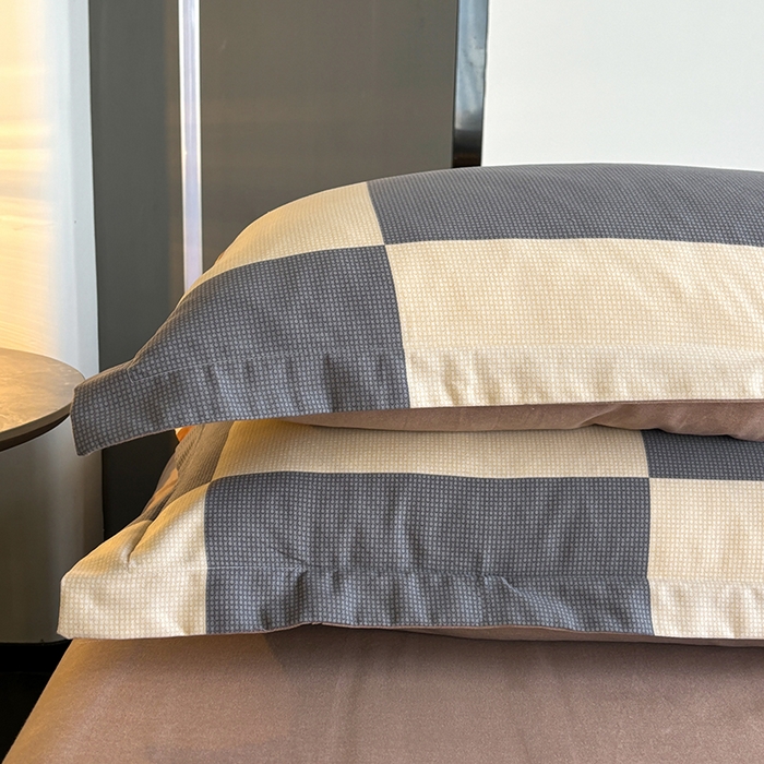 91家纺网 家纺一手货源 找家纺 慕木家纺 2025新款A类高端无印风卡通高克重170克阳光暖绒单被套单品被套单件被套系列 爵士氛围-粉