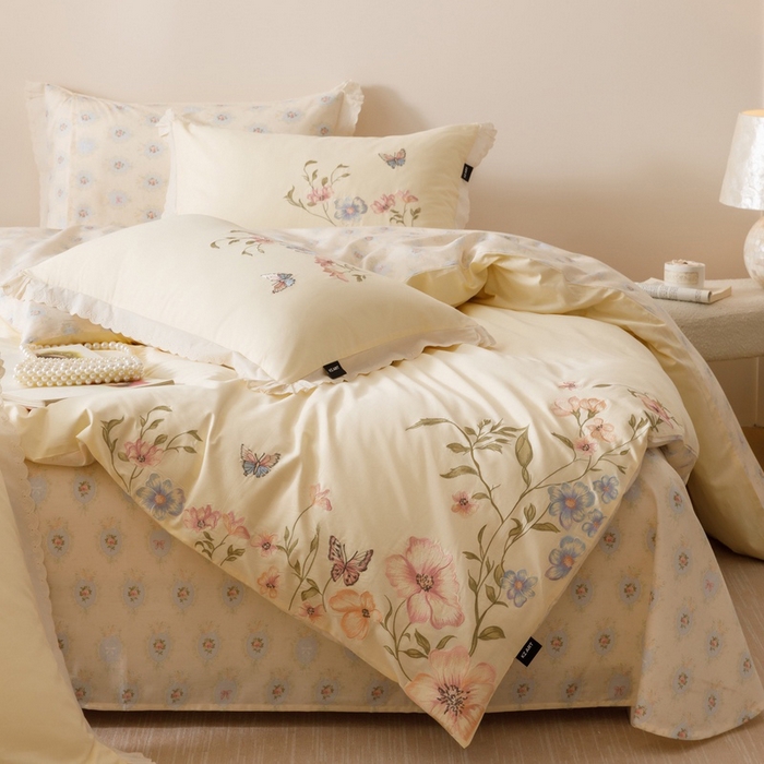 91家纺网 家纺一手货源 找家纺 卡姿家纺 2025秋冬小清新绣花+印花四件套-茉莉 茉莉-芝士黄