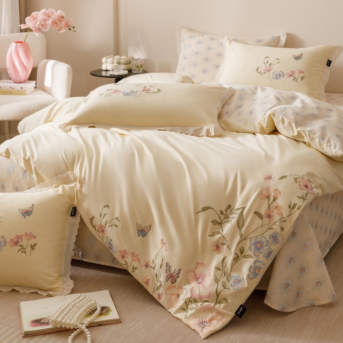 91家纺网 家纺一手货源 找家纺 卡姿家纺 2025秋冬小清新绣花+印花四件套-茉莉 茉莉-芝士黄