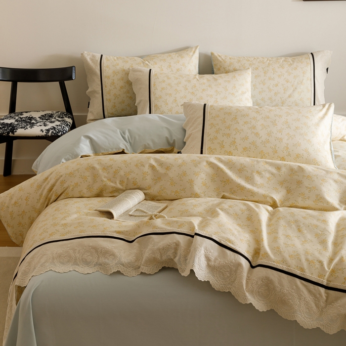 91家纺网 家纺一手货源 找家纺 卡姿家纺 2025新款小法式镂空棉布花边款四件套 幸福铃兰