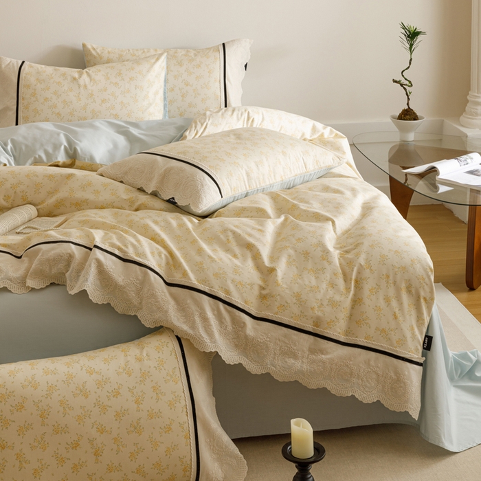 91家纺网 家纺一手货源 找家纺 卡姿家纺 2025新款小法式镂空棉布花边款四件套 幸福铃兰