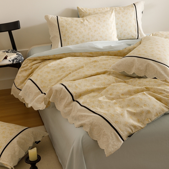 91家纺网 家纺一手货源 找家纺 卡姿家纺 2025新款小法式镂空棉布花边款四件套 幸福铃兰