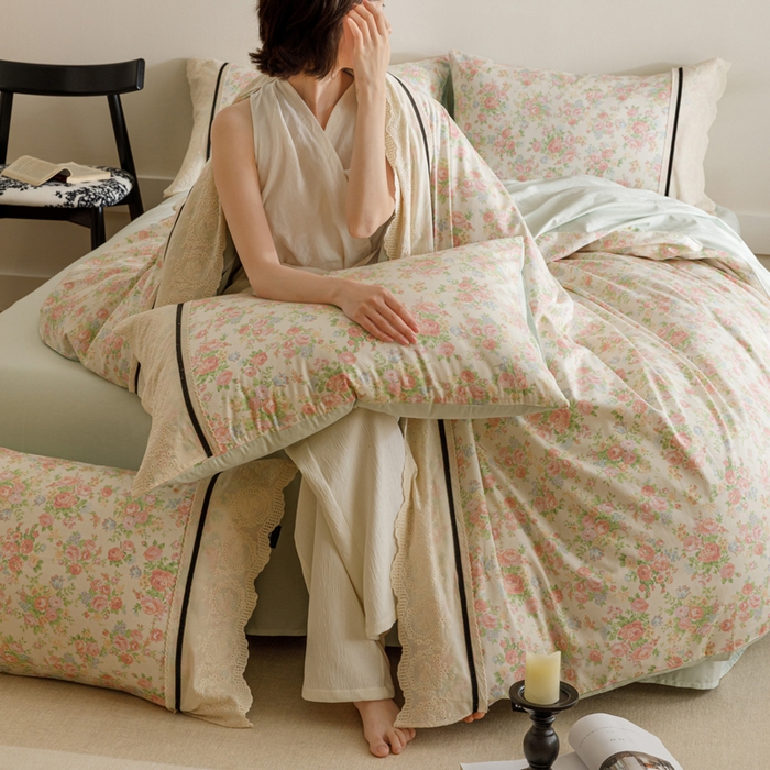 91家纺网 家纺一手货源 找家纺 （总）卡姿家纺 2025新款小法式镂空棉布花边款四件套