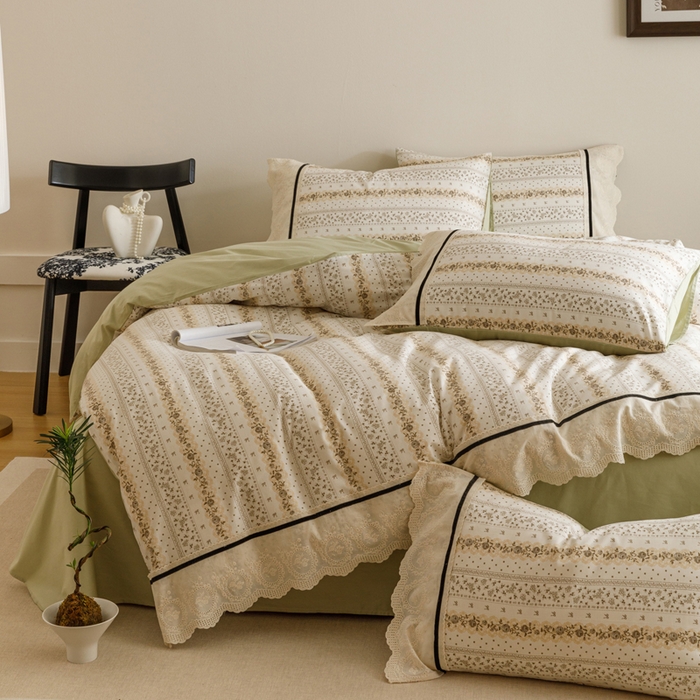 91家纺网 家纺一手货源 找家纺 卡姿家纺 2025新款小法式镂空棉布花边款四件套 暖语玫瑰