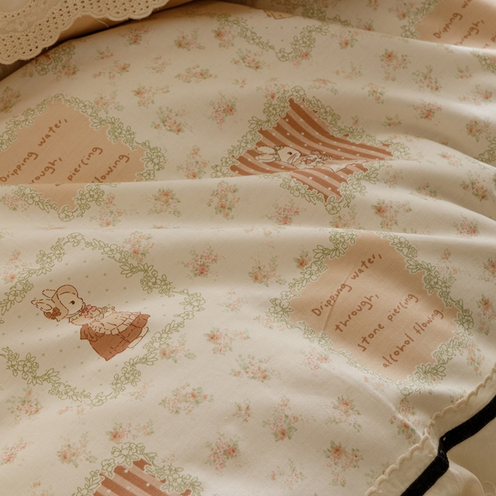 91家纺网 家纺一手货源 找家纺 卡姿家纺 2025新款小法式镂空棉布花边款四件套 兔公主