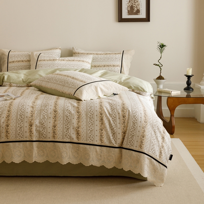 91家纺网 家纺一手货源 找家纺 卡姿家纺 2025新款小法式镂空棉布花边款四件套 暖语玫瑰