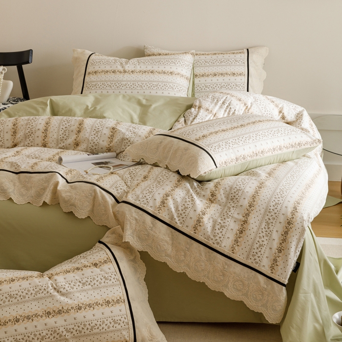 91家纺网 家纺一手货源 找家纺 卡姿家纺 2025新款小法式镂空棉布花边款四件套 暖语玫瑰